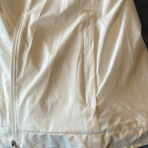 Lululemon jacket 😍FLASH SALE😍 - Picture 8 of 11